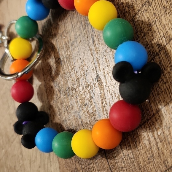 Keychains Metal and Silicone - Picture 5 of 7